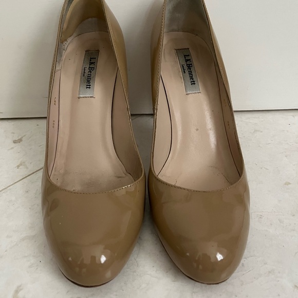 LK Bennett Shilo beige high pump - Picture 2 of 4